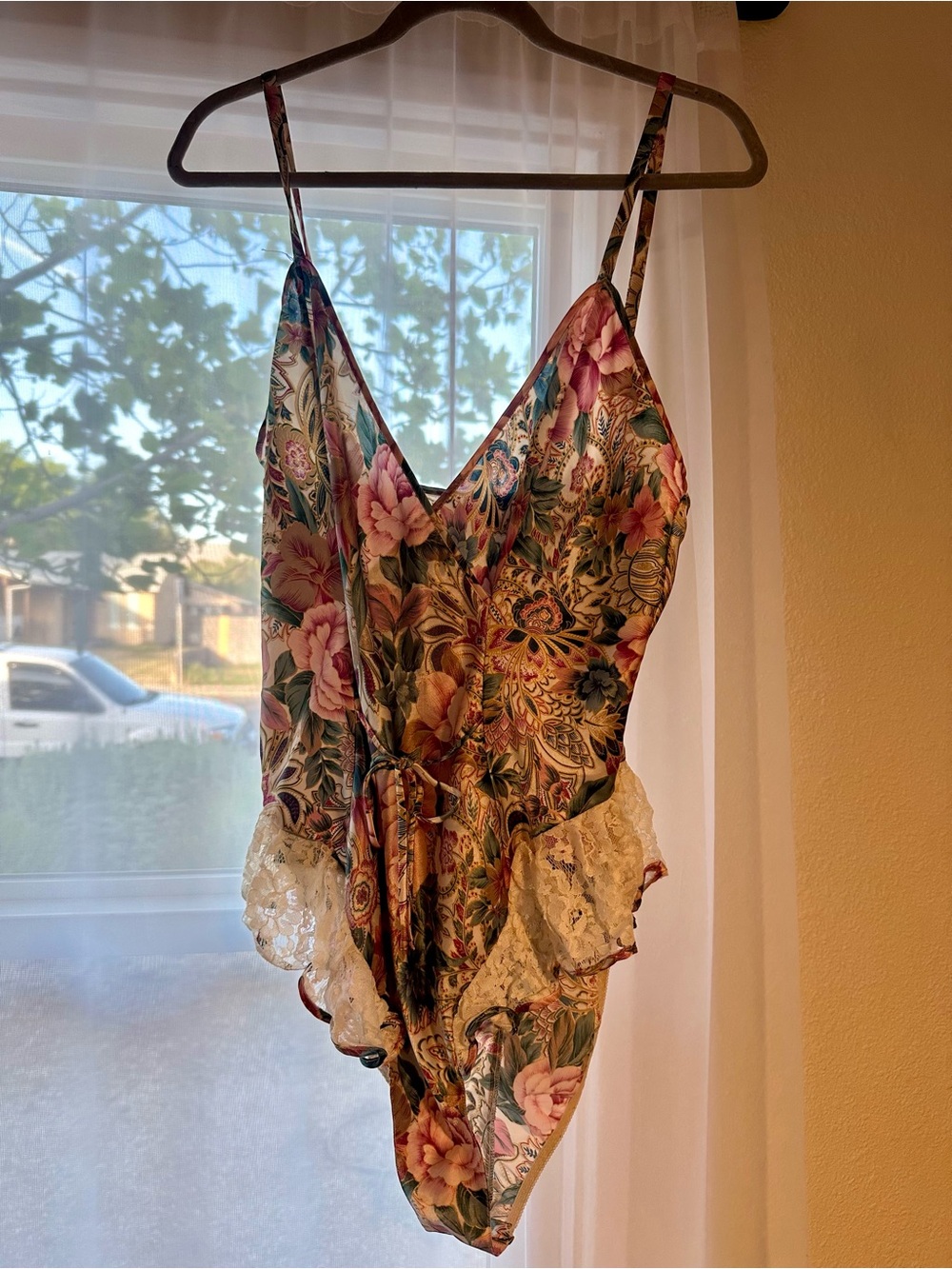 Vintage Victoria’s Secret Gold Label Floral Satin Lace Trim Bodysuit